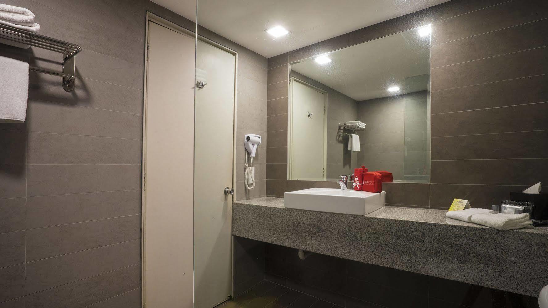Zen Orchard 4* Singapura